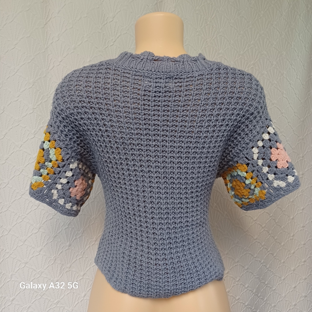 Universal Size XS Thread Gray Cropped Boxy Top - Picture 7 of 12